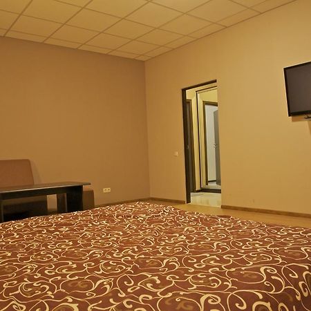 West Hotel Kharkov Ngoại thất bức ảnh