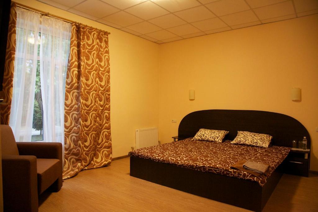 West Hotel Kharkov Phòng bức ảnh